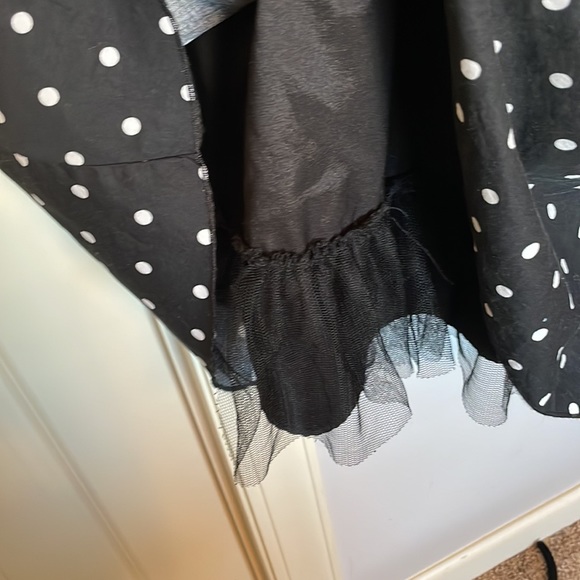 City Chic Macy’s Black and White Belted Polka-dot Sleeveless Dress - Picture 5 of 11